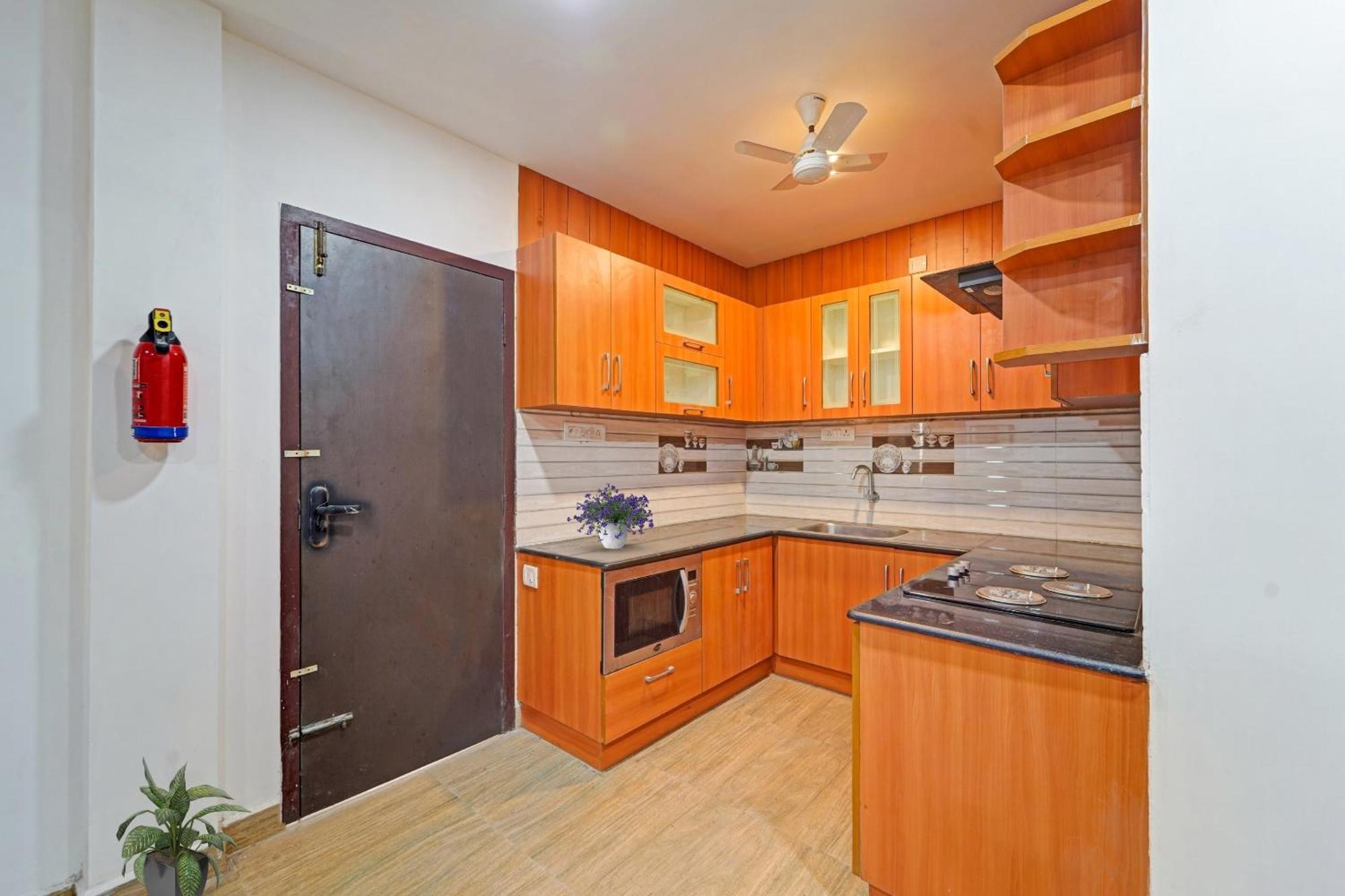 Hotel O J2 Service Apartment Chennai Exterior foto